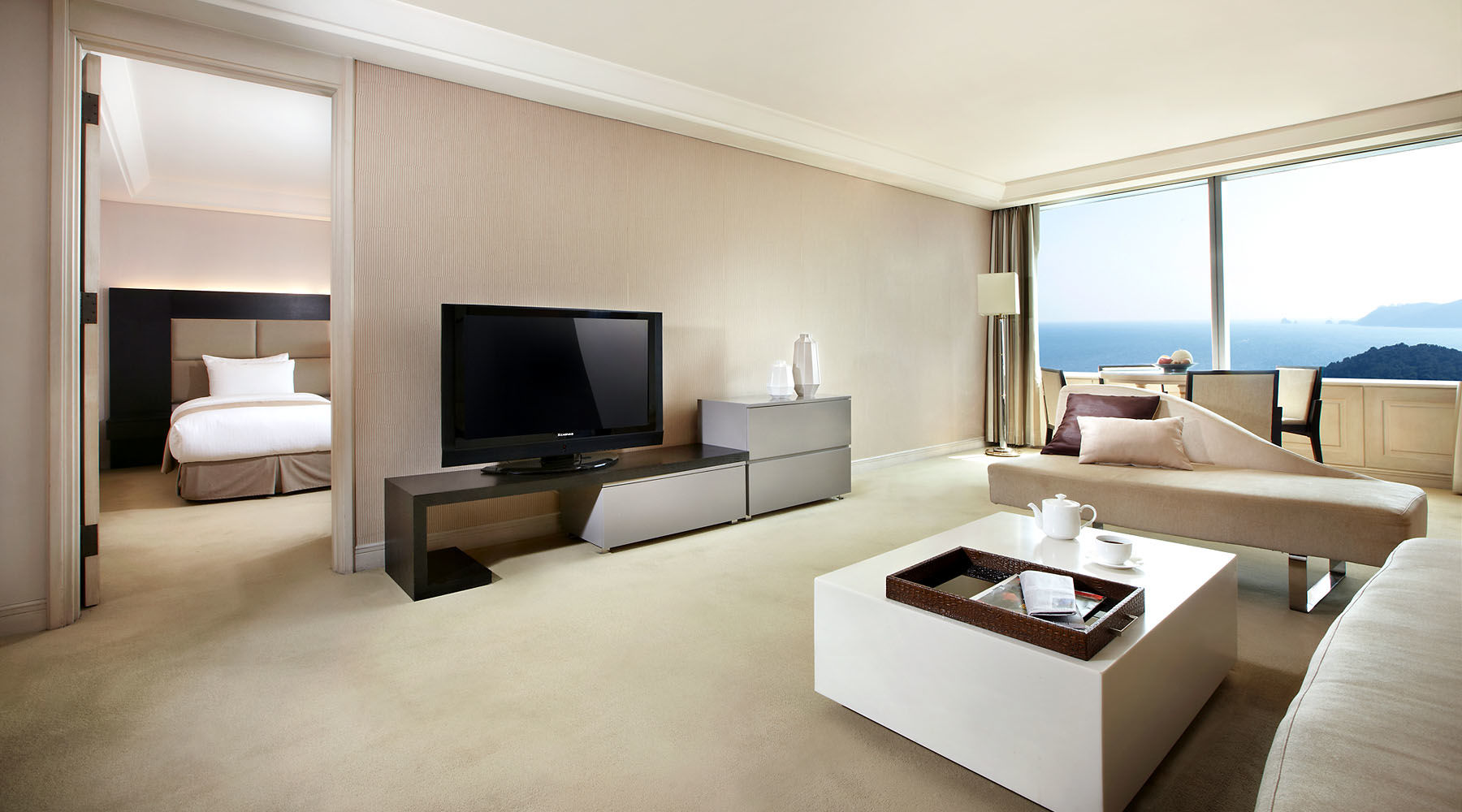 Haeundae Grand Hotel Μπουσάν Δωμάτιο φωτογραφία A suite at the hotel