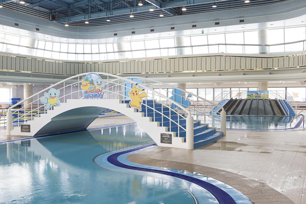 Haeundae Grand Hotel Μπουσάν Εξωτερικό φωτογραφία The interior of the water park