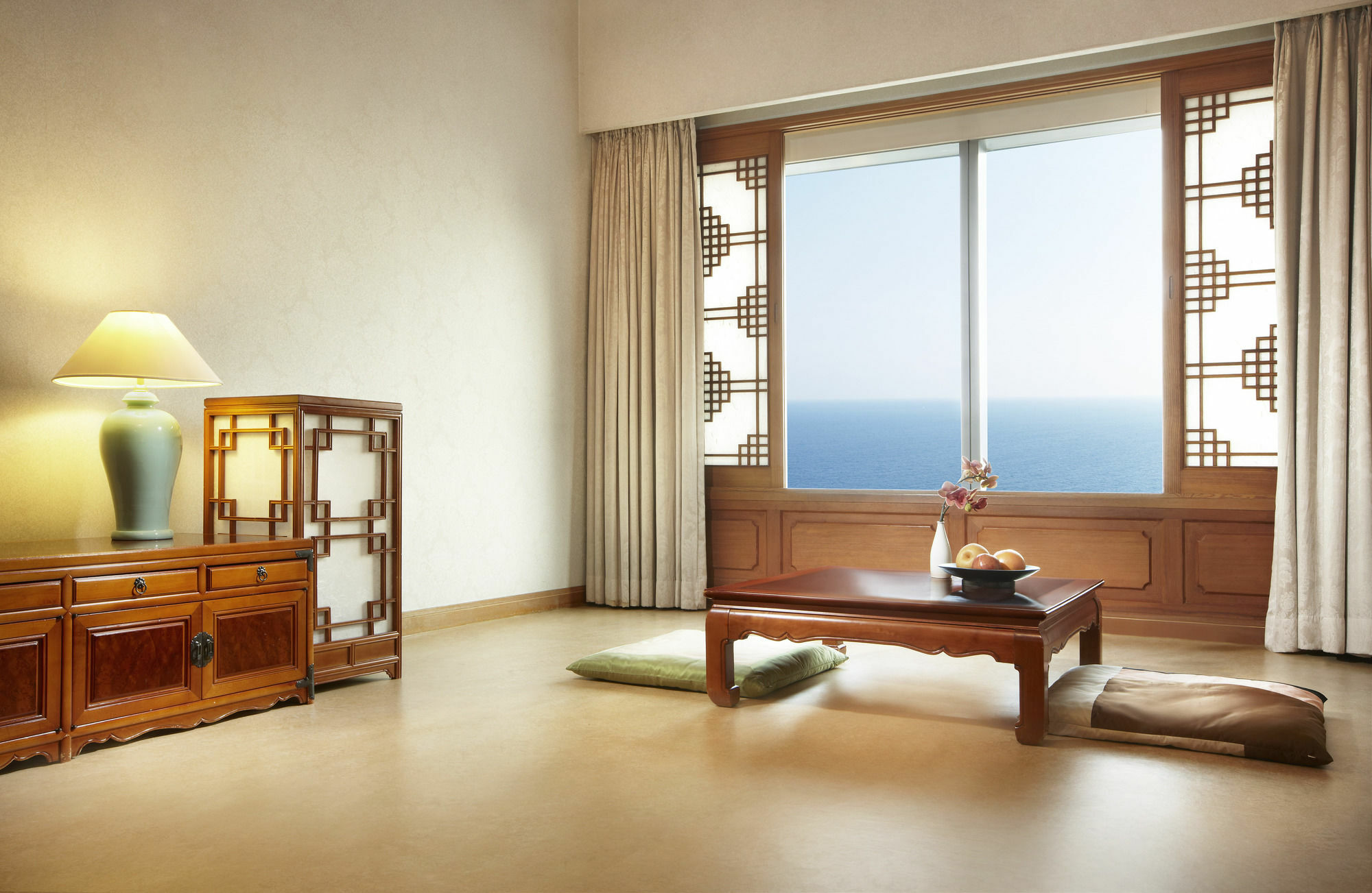 Haeundae Grand Hotel Μπουσάν Εξωτερικό φωτογραφία A traditional Korean room